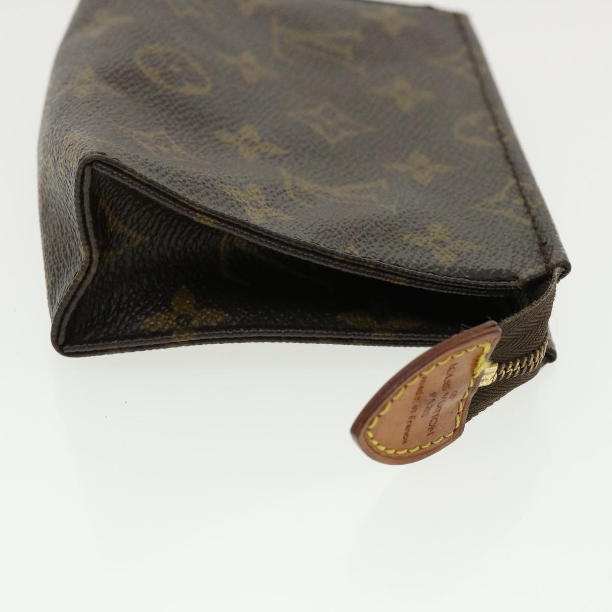 LOUIS VUITTON Monogram Poche Toilette 15 Pouch M47546 LV Auth ar7878B