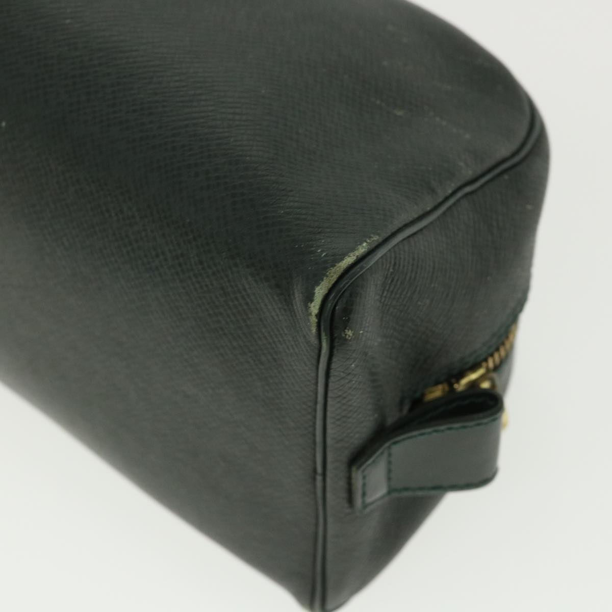 LOUIS VUITTON Taiga Trousse Toilette PM Clutch Bag Epicea M30224 LV Auth ar7899B