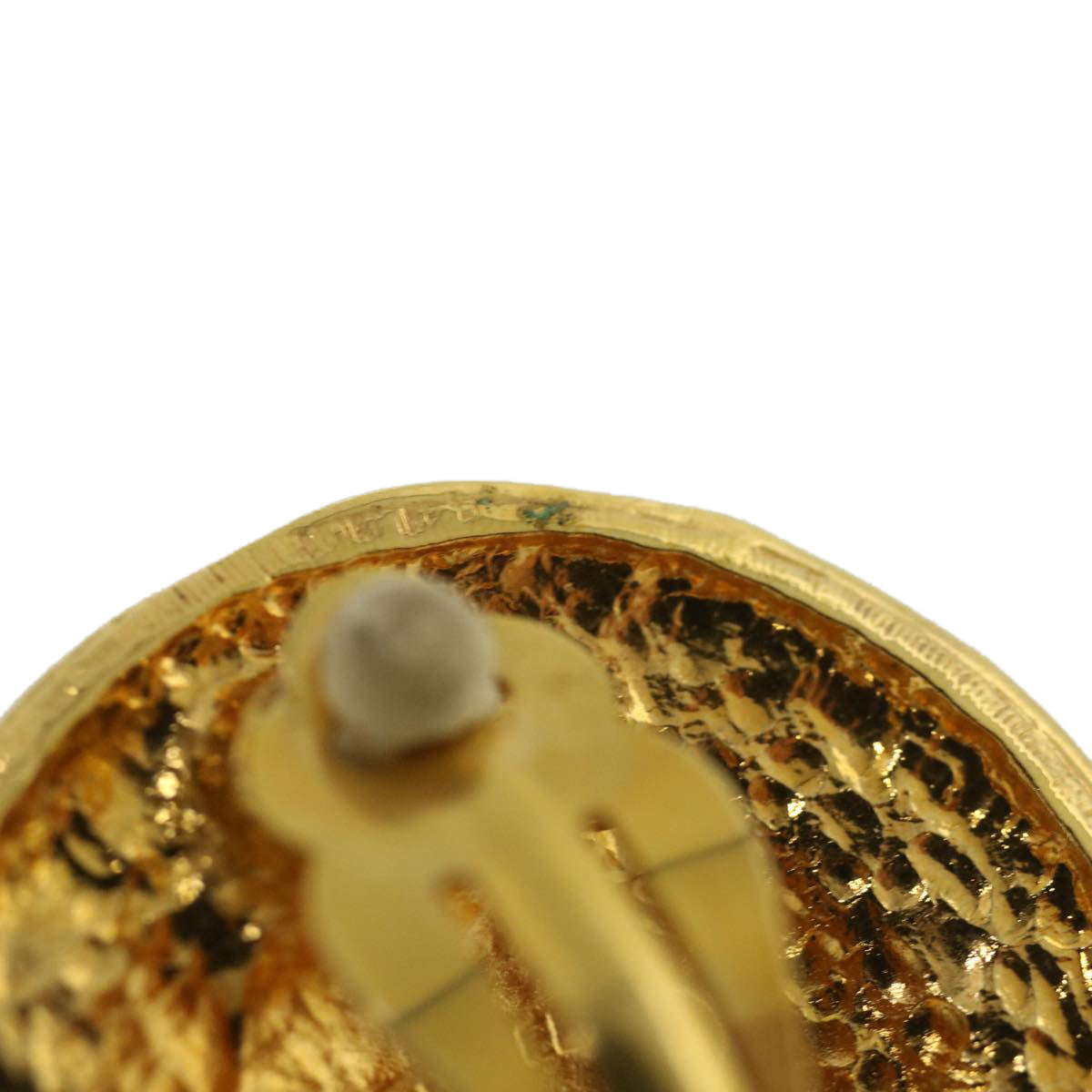 Top Quality Chanel Earring Gold Tone CC Auth ar8383