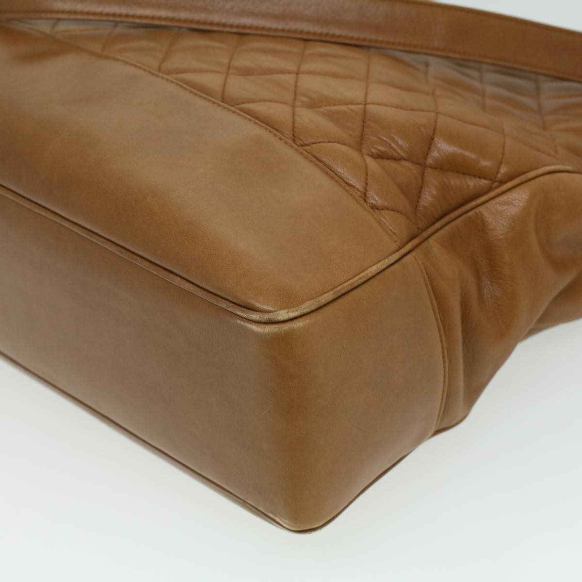 Top Quality Chanel Matelasse Chain Shoulder Bag Lamb Skin Brown CC Auth ar8527