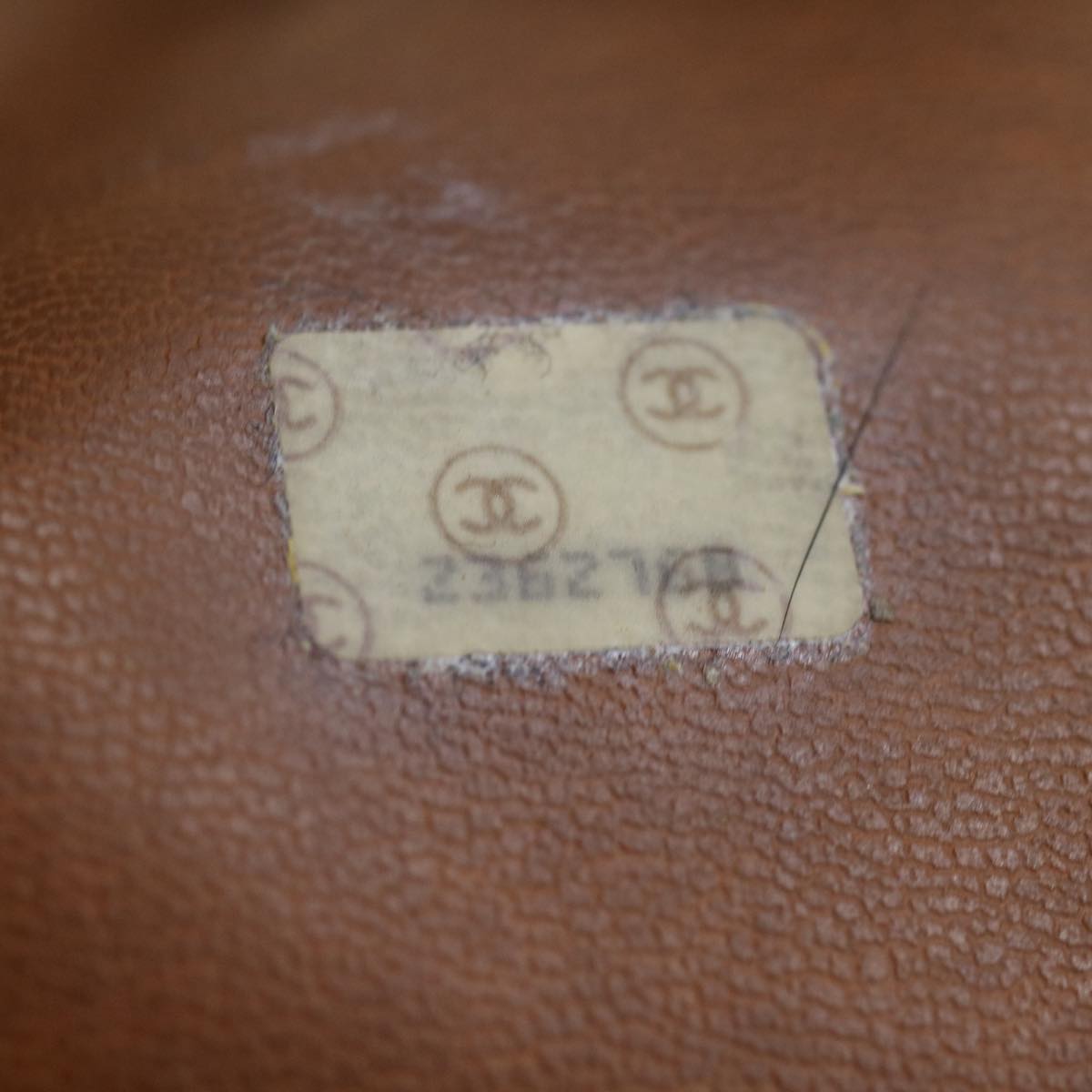 Top Quality Chanel Matelasse Chain Shoulder Bag Lamb Skin Brown CC Auth ar8527