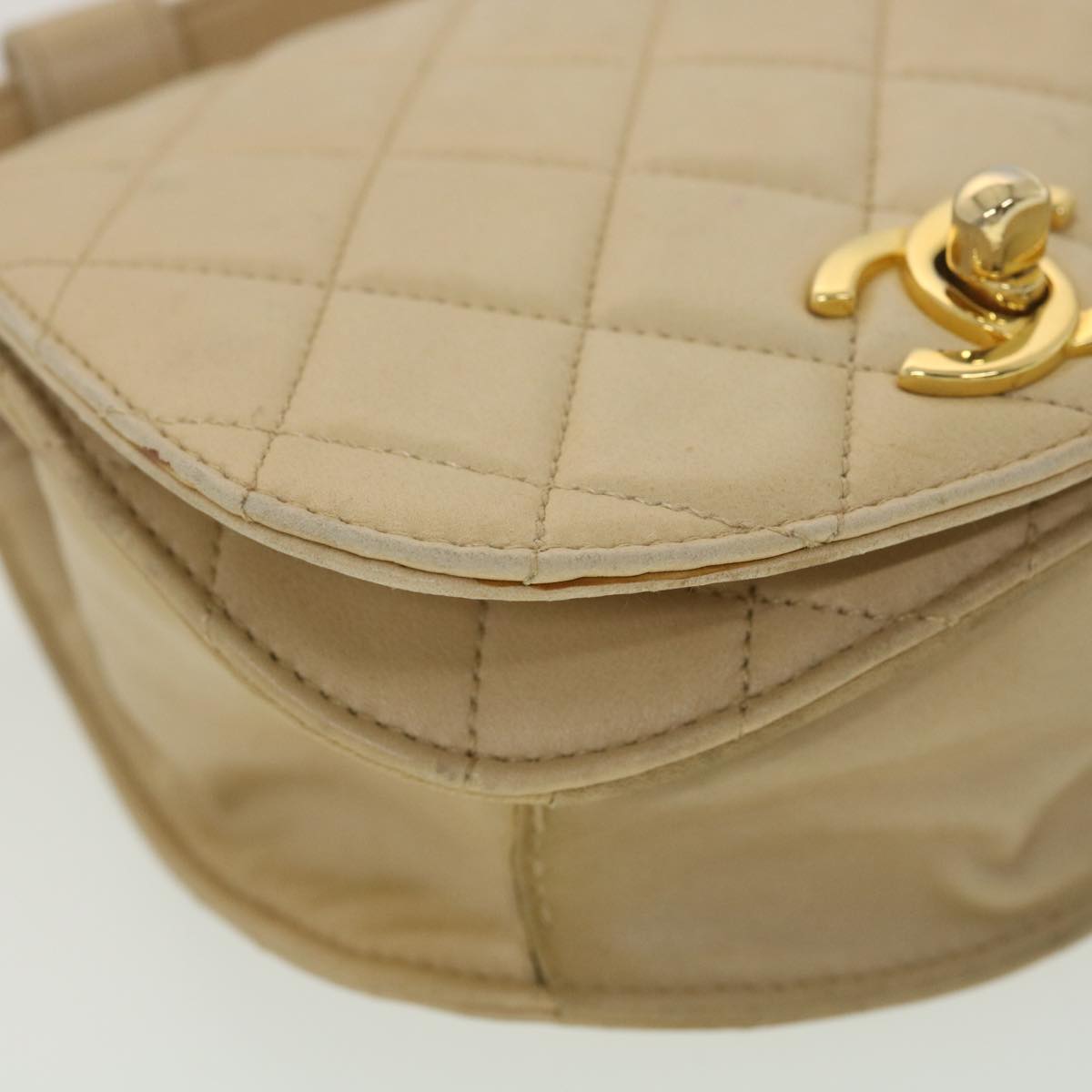 CHANEL Shoulder Bag Lamb Skin Beige CC Auth ar9074
