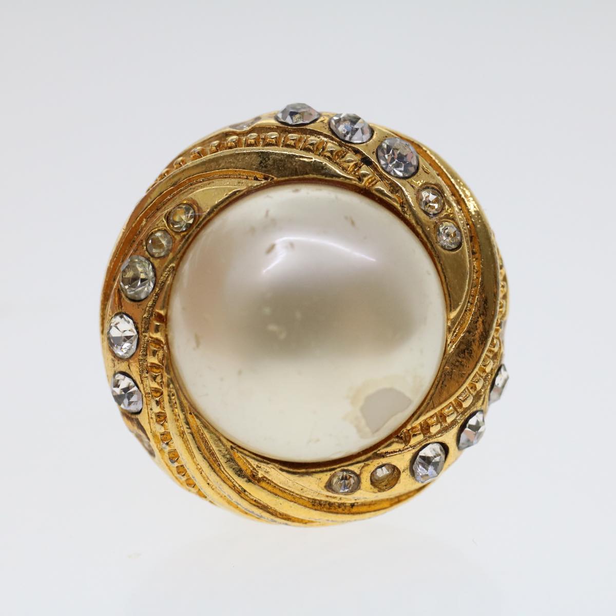 Top Quality Chanel Earring Gold Tone CC Auth ar9890B