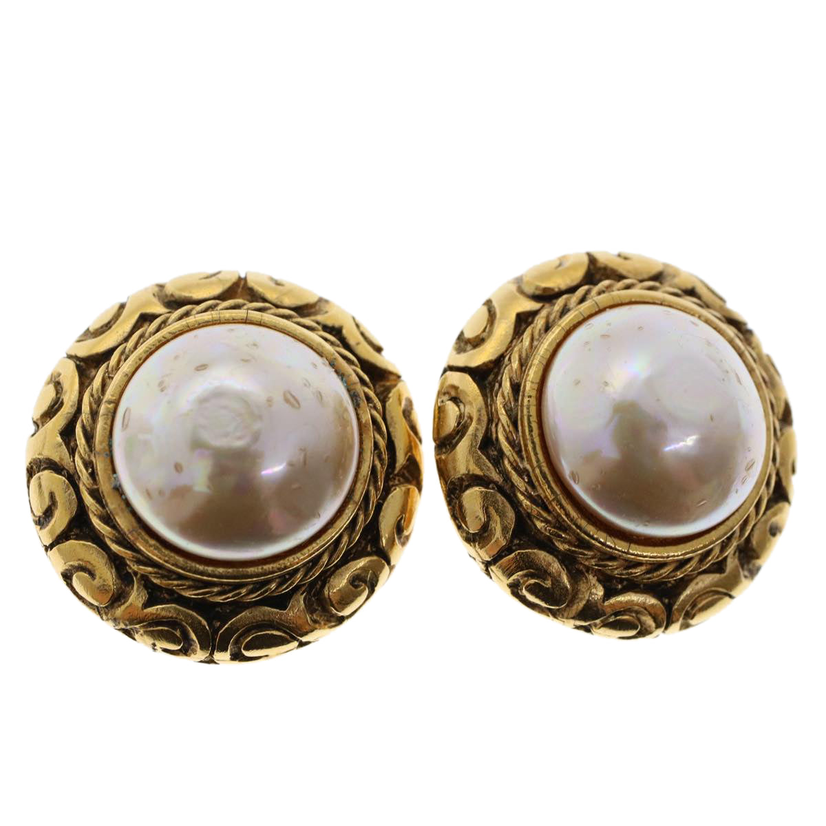 Top Quality Chanel Earring Gold Tone CC Auth ar9892B