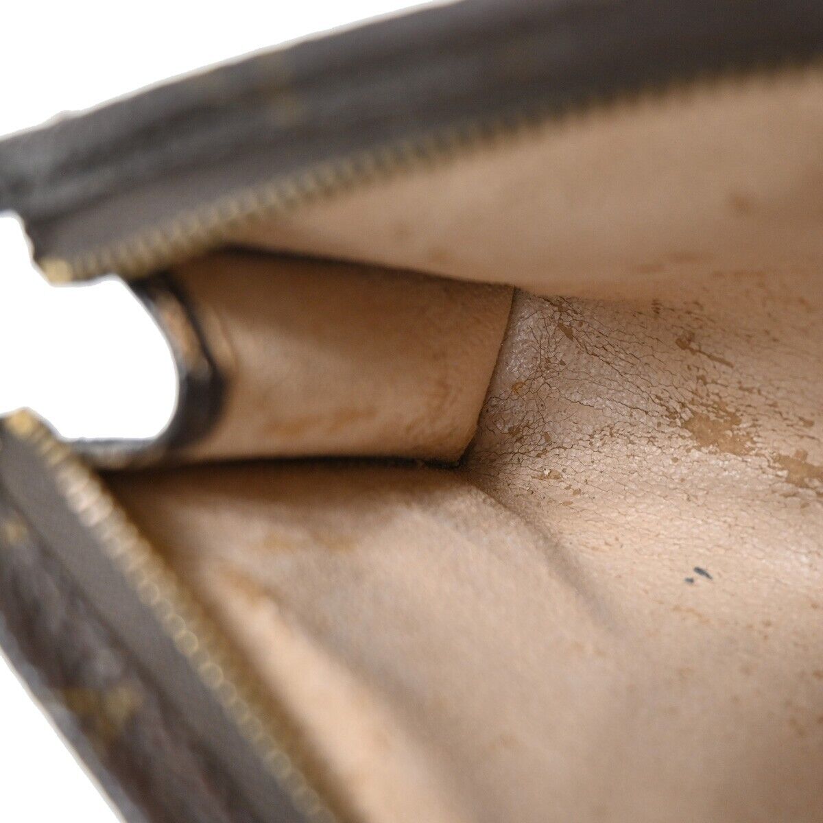 Louis Vuitton Poche Toilette 15 Clutch