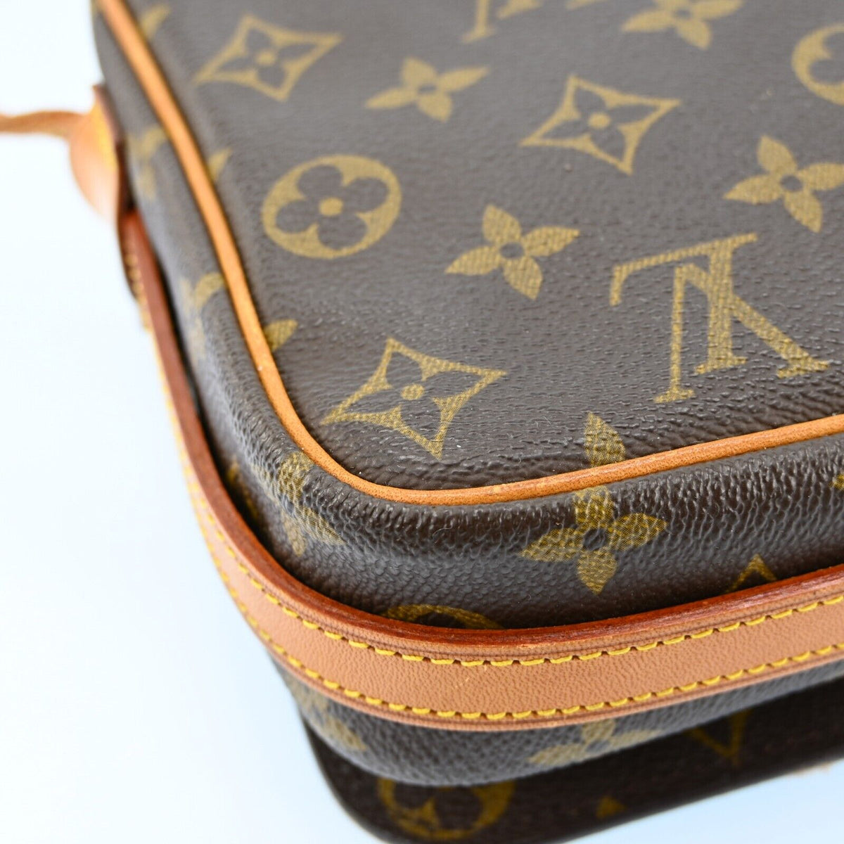 Louis Vuitton Saint Germain 24