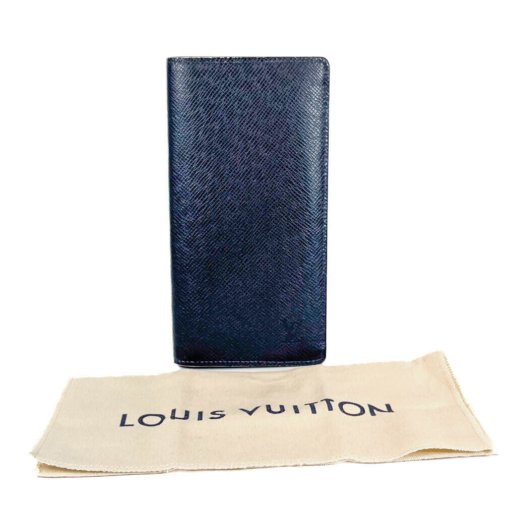 Louis Vuitton Taiga Brazza Wallet Men's