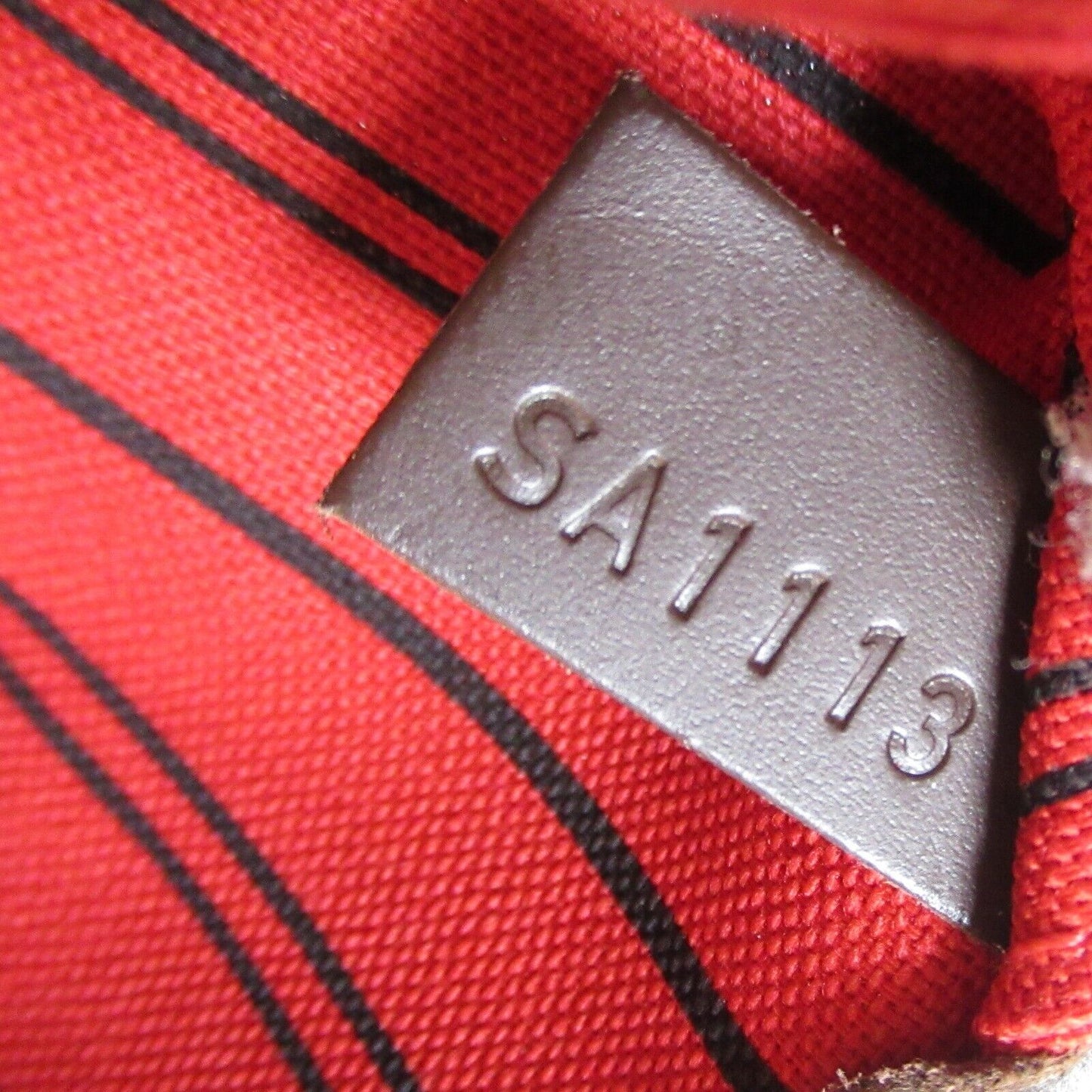 Louis Vuitton Neverfull Mm Shoulder Tote