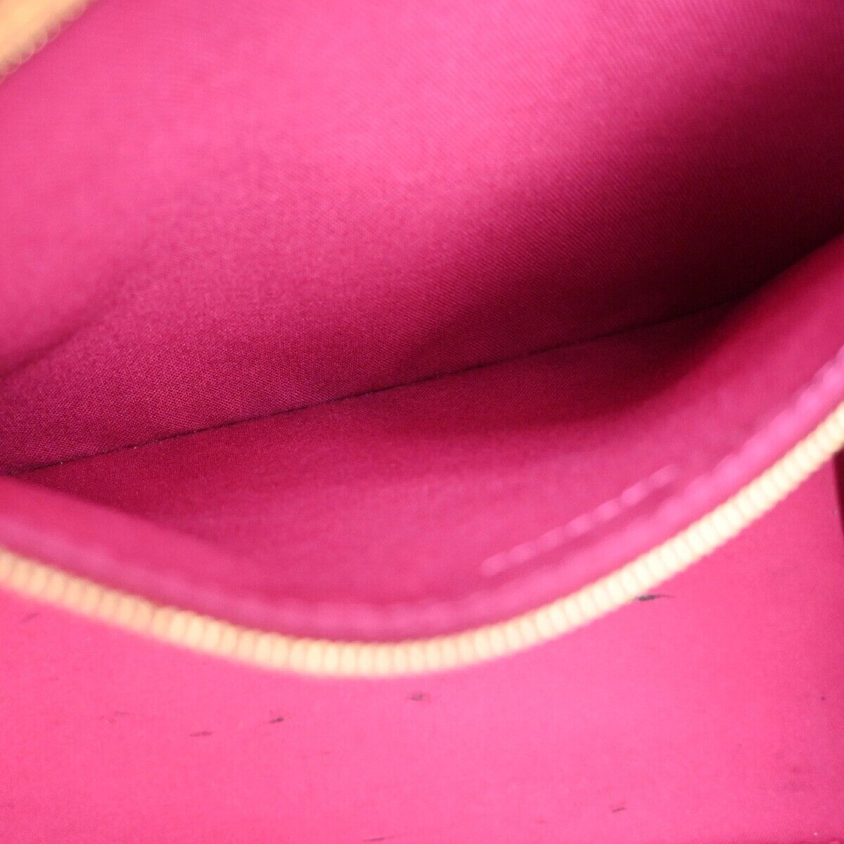 Louis Vuitton Neverfull Mm Shoulder Tote