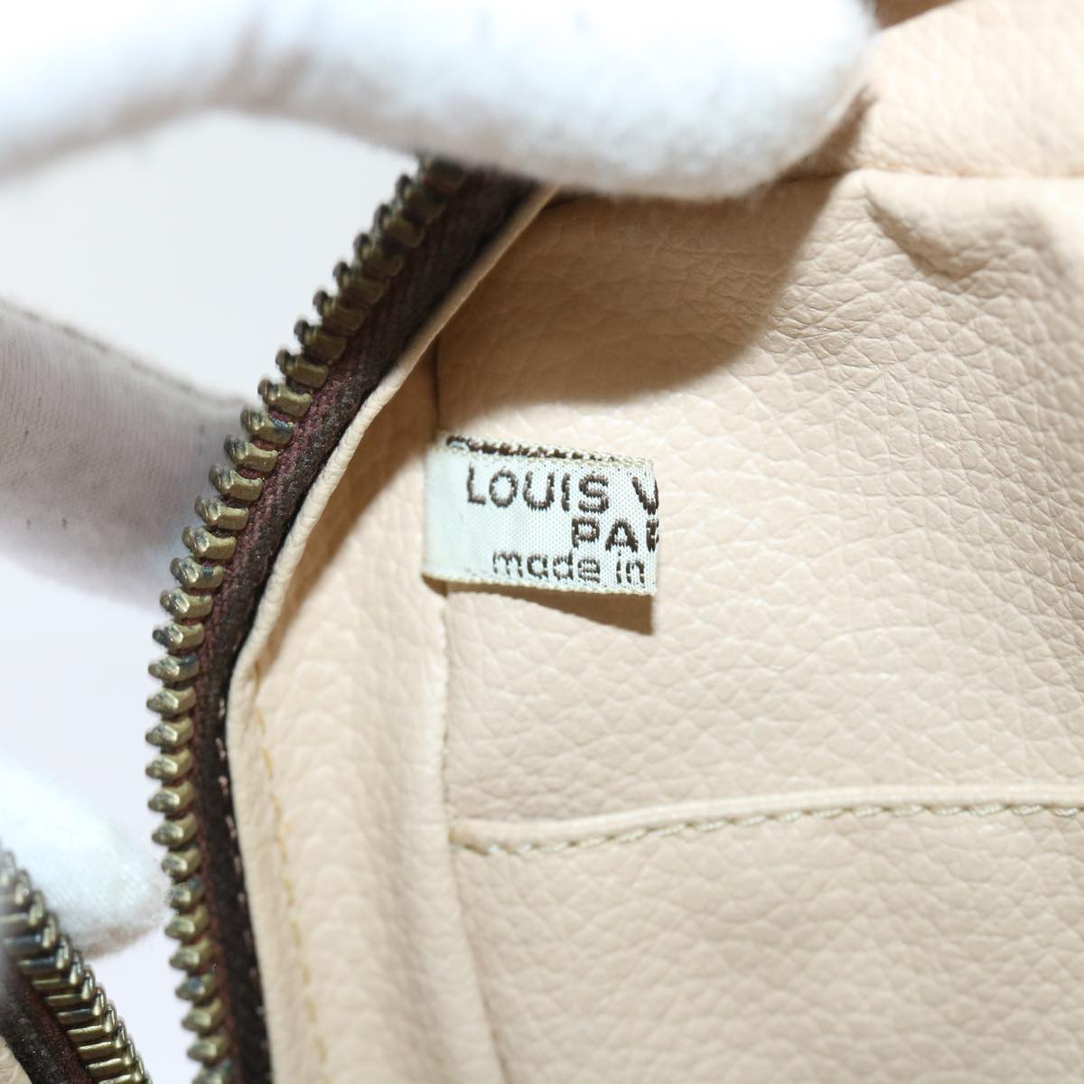 Louis Vuitton Trousse Toilette 23 Clutch