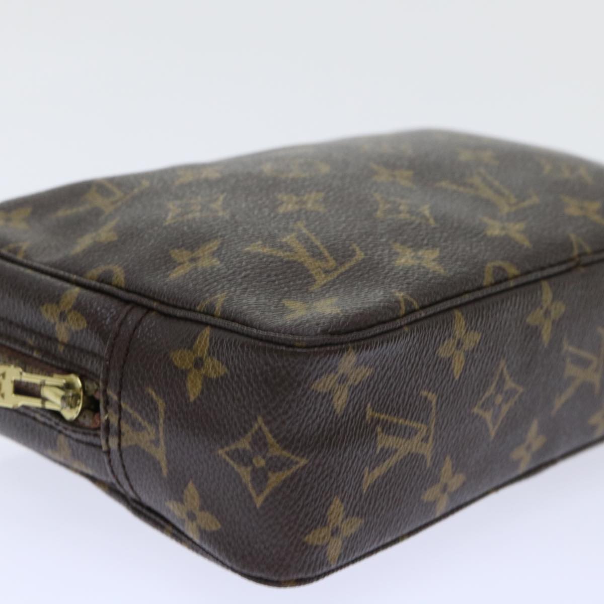 Louis Vuitton Trousse Toilette 23 Clutch