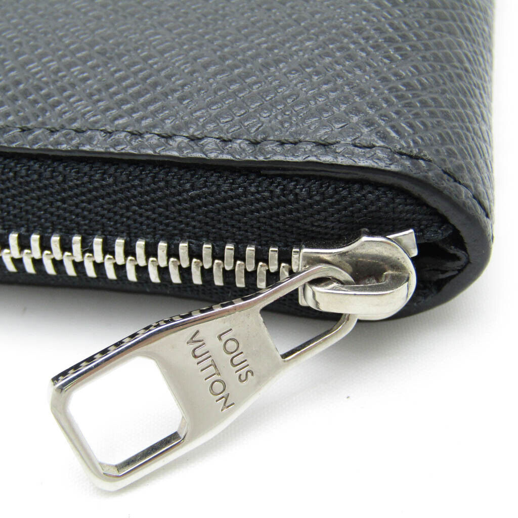 Louis Vuitton Taiga Zippy-Coin- Men's