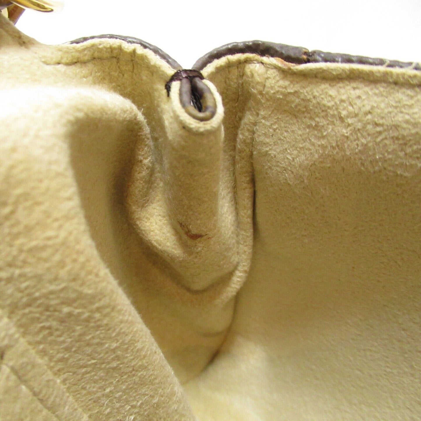 Louis Vuitton Pochette Beverly Shoulder
