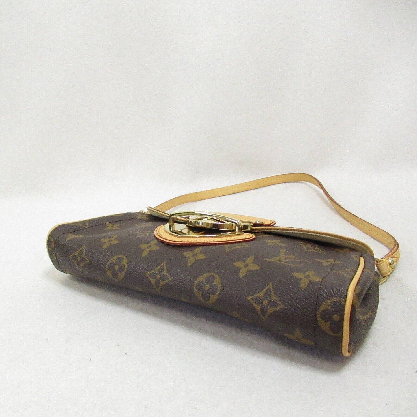 Louis Vuitton Pochette Beverly Shoulder