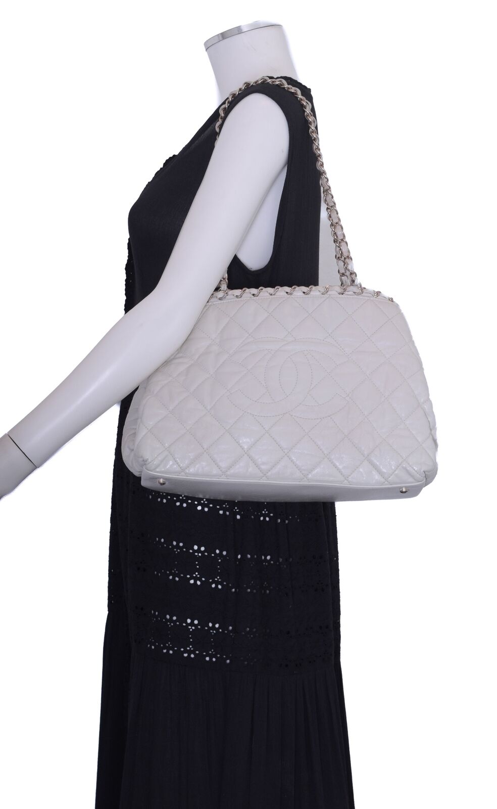 Chanel White Leather Silver Cc Chain