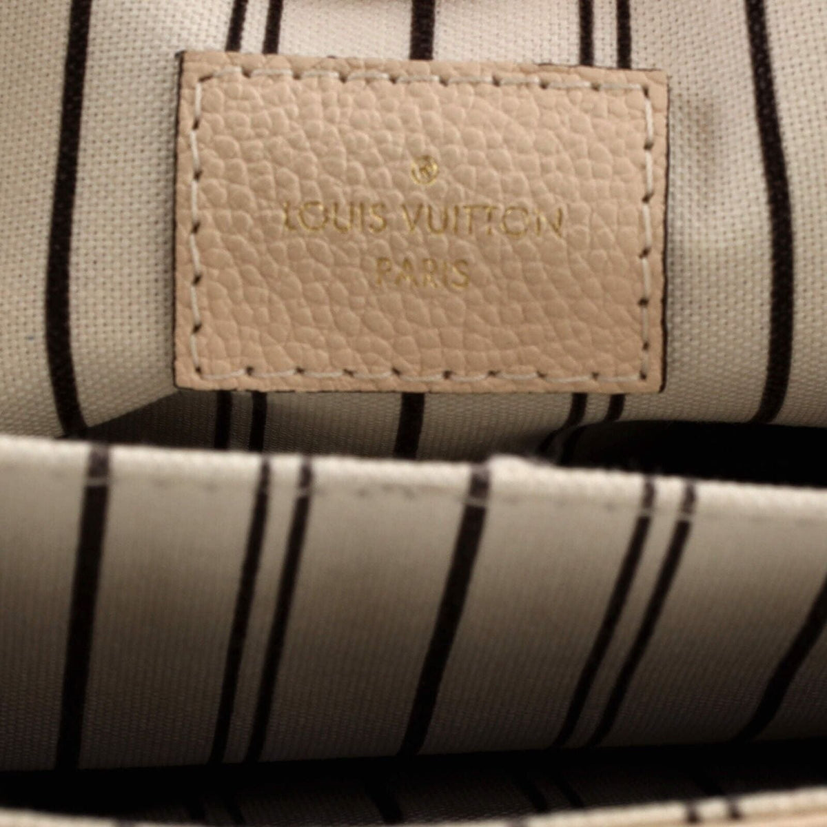 Louis Vuitton Pochette Metis Empreinte