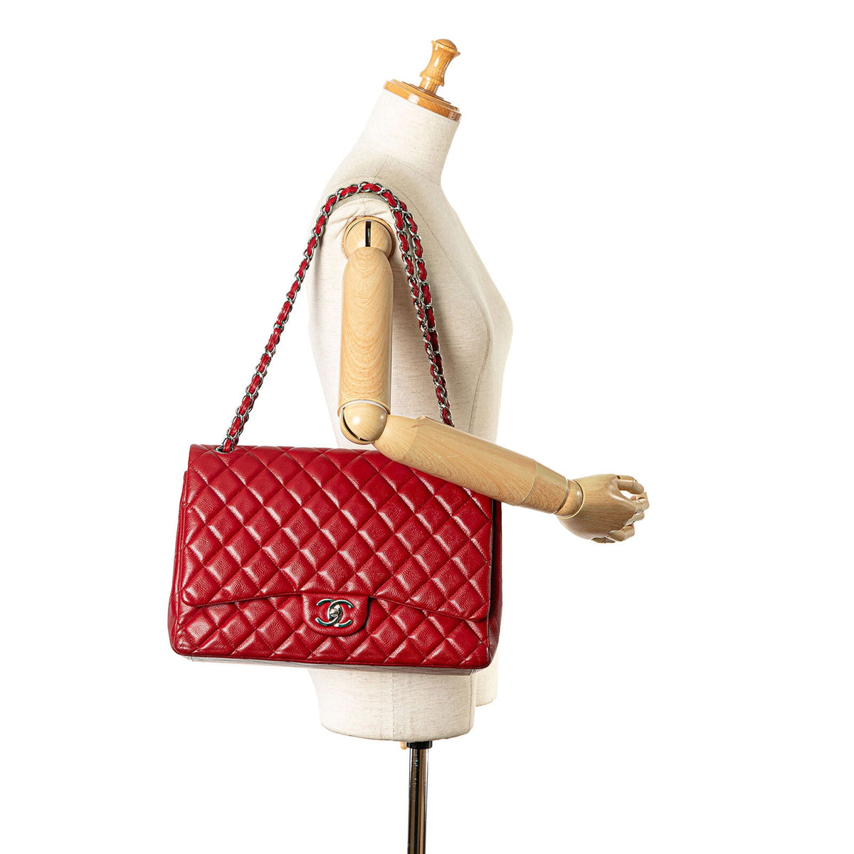 Chanel Maxi Classic Caviar Double