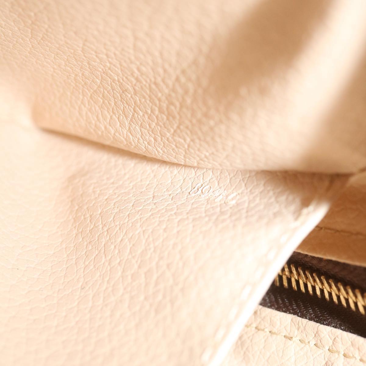 Louis Vuitton Trousse Toilette 23 Clutch
