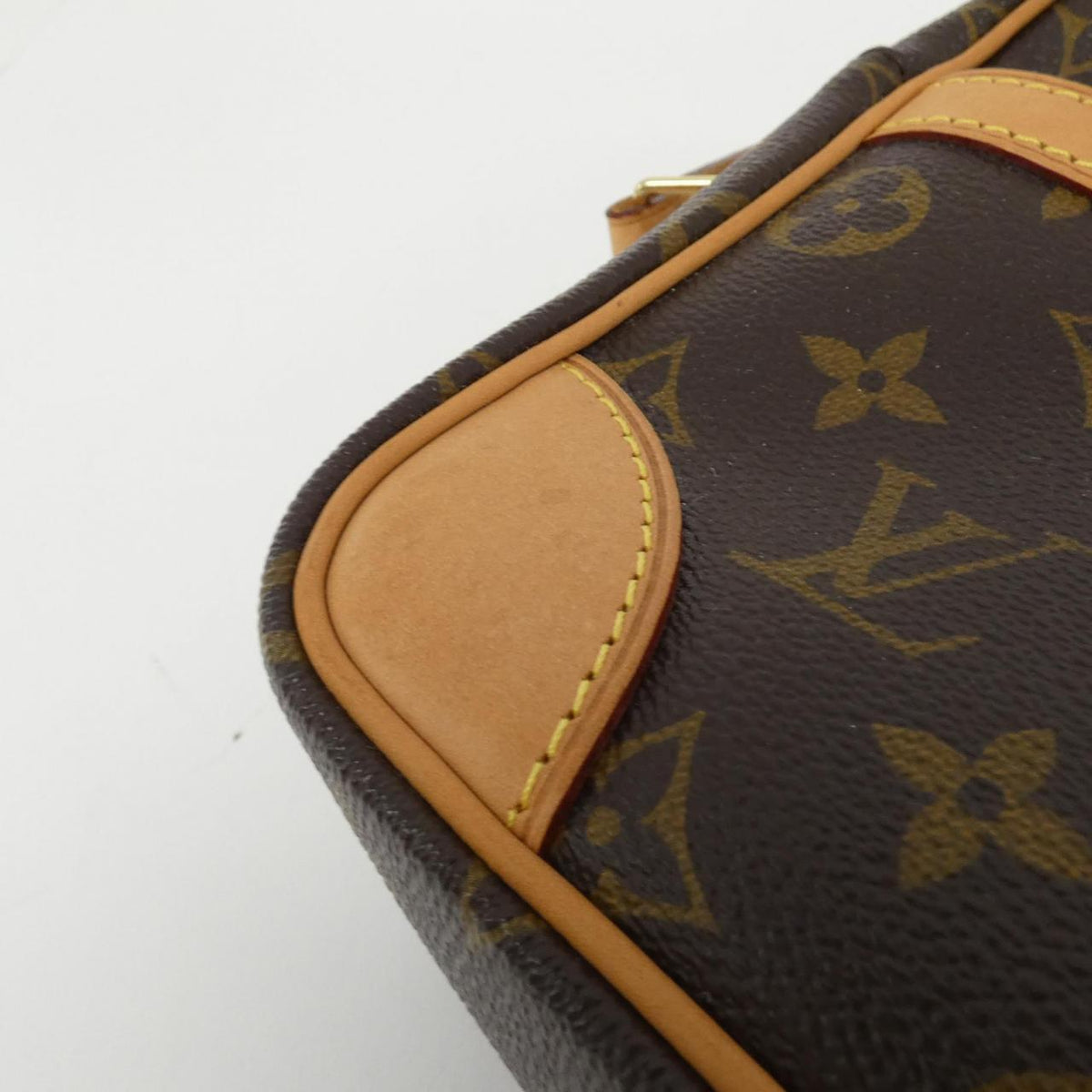 Louis Vuitton Trocadero 27Cm