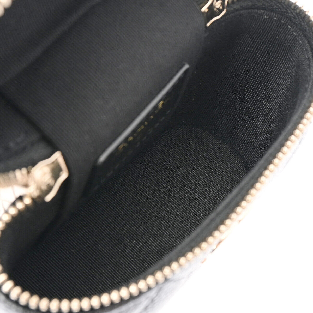 Chanel Matrasse Small Vanity Case