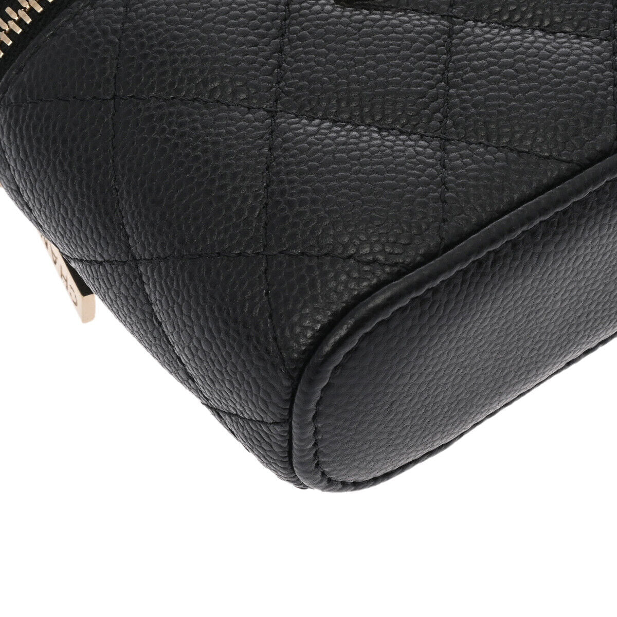 Chanel Matrasse Small Vanity Case