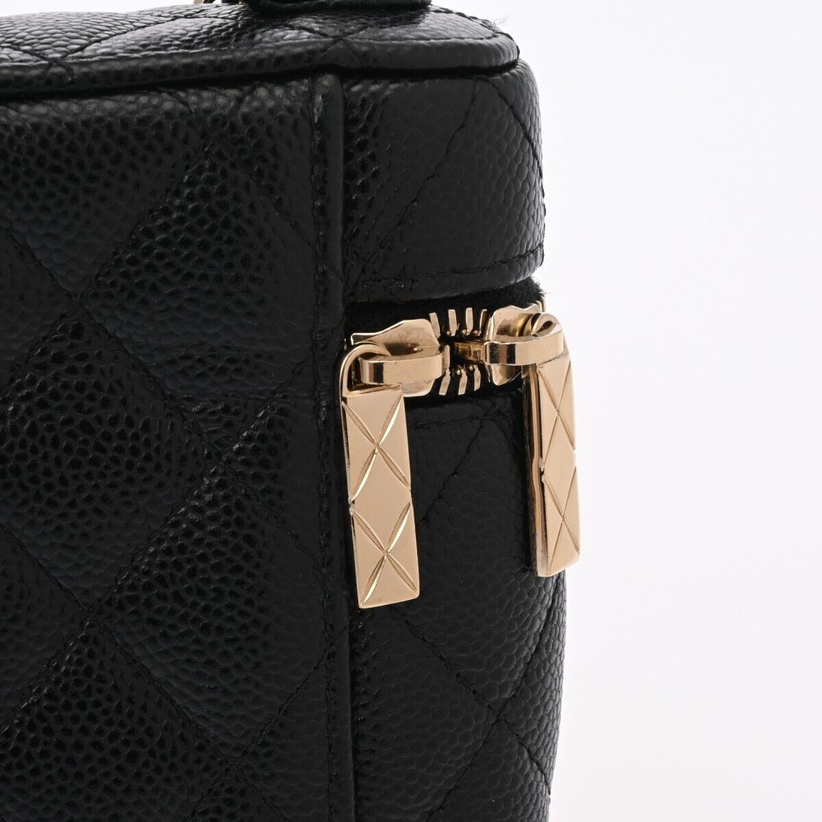 Chanel Matrasse Small Vanity Case