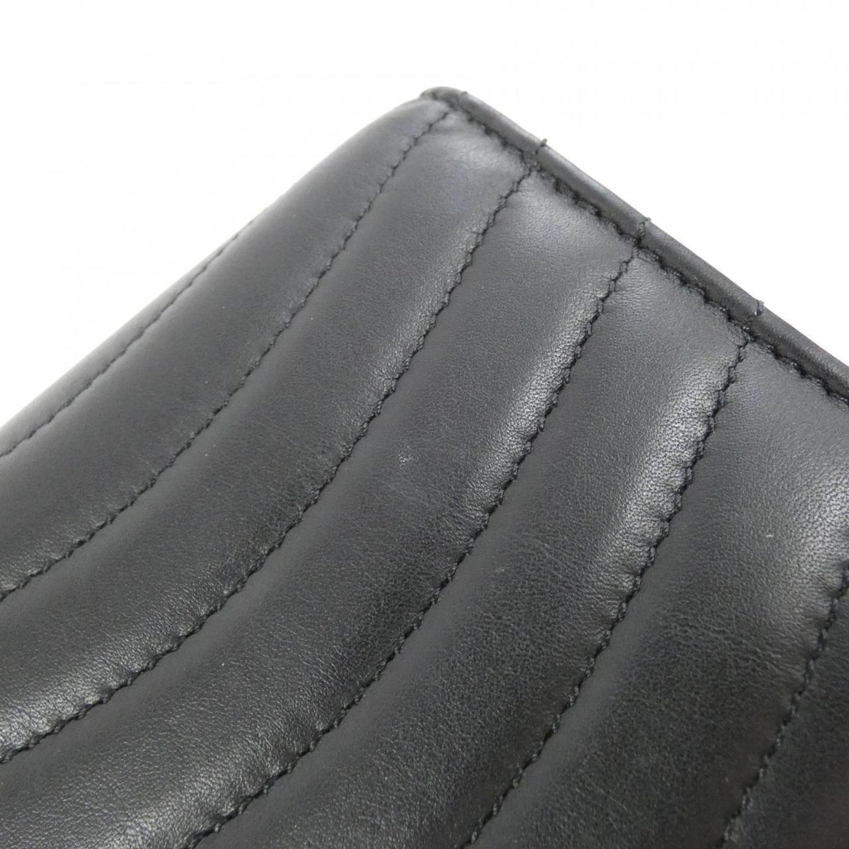 Louis Vuitton New Wave Zipped