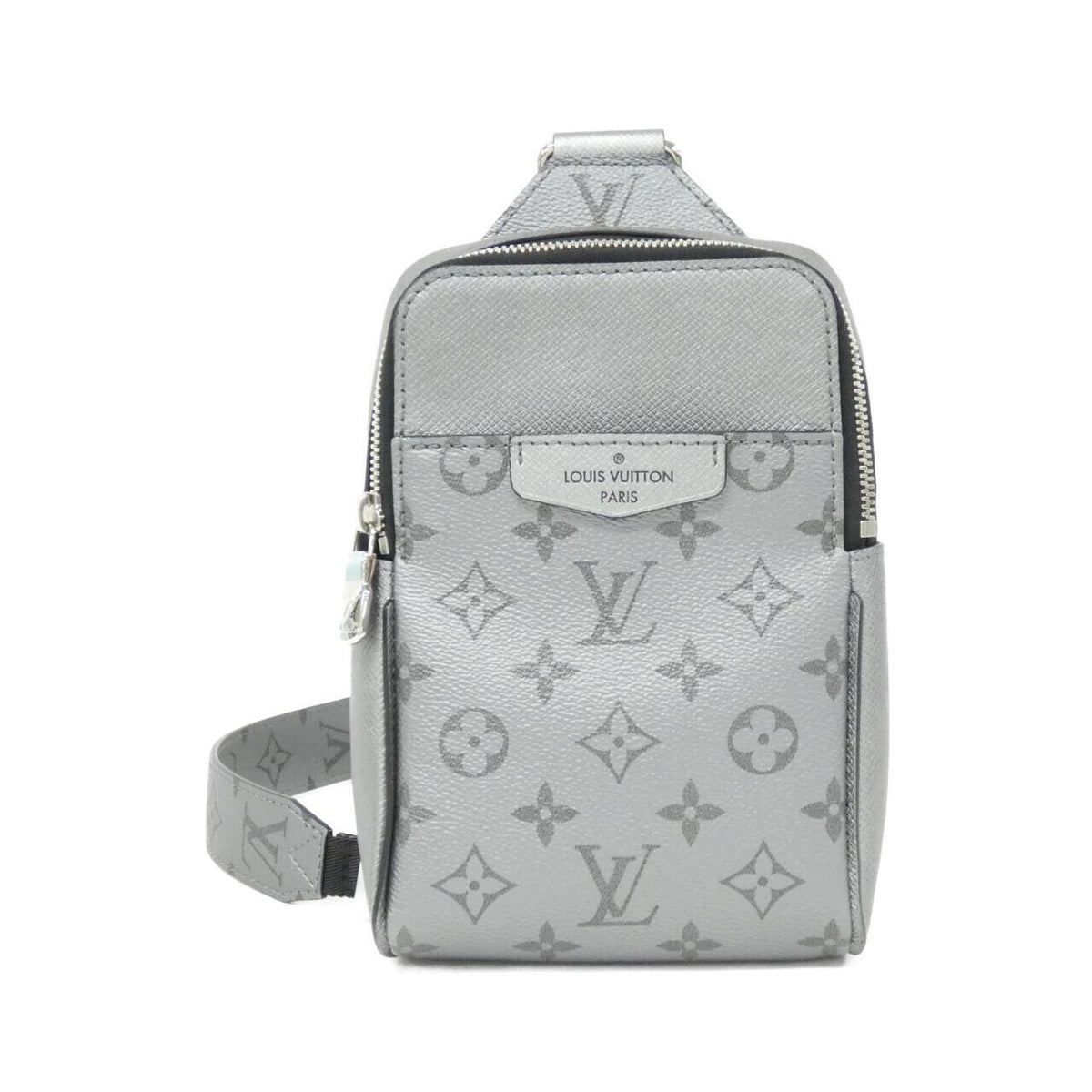 Louis Vuitton Taiga Rama Outdoor