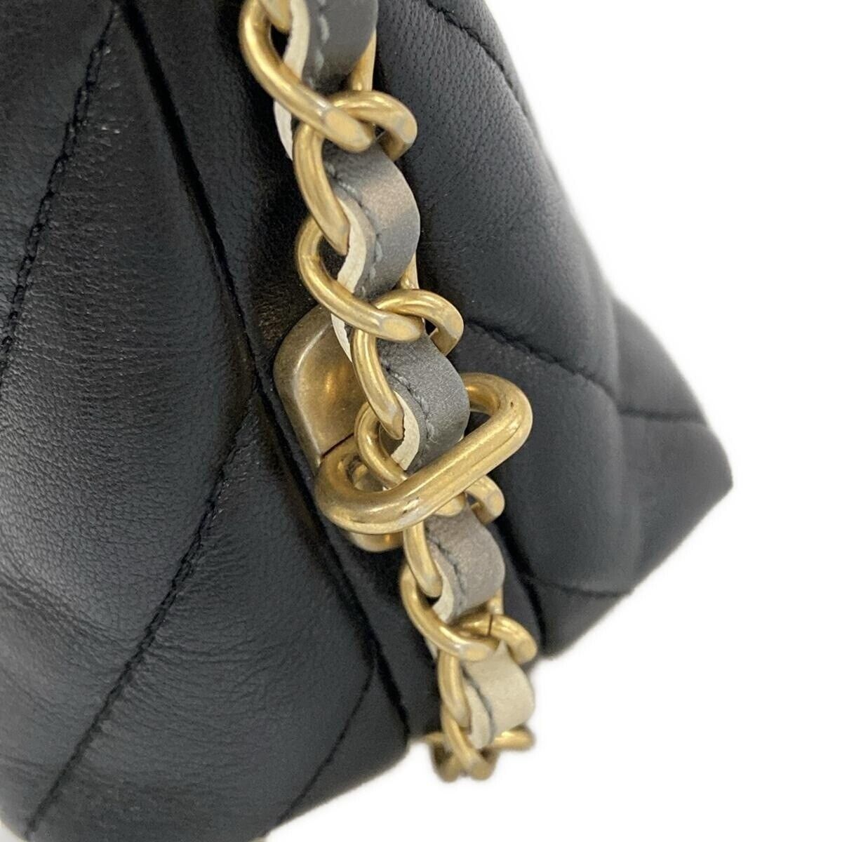 Chanel V Stitch (Chevron) - Black