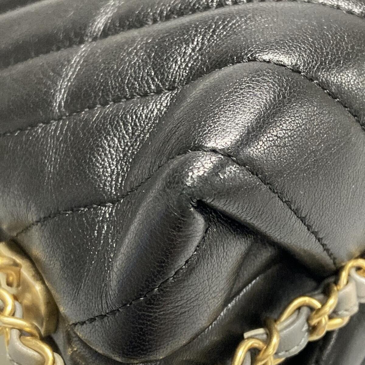 Chanel V Stitch (Chevron) - Black