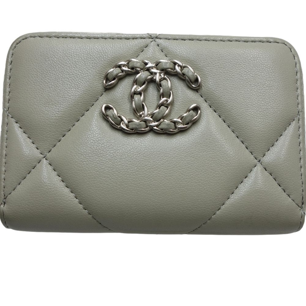 Chanel 19 Zip Coin Cc Mark Leather Case