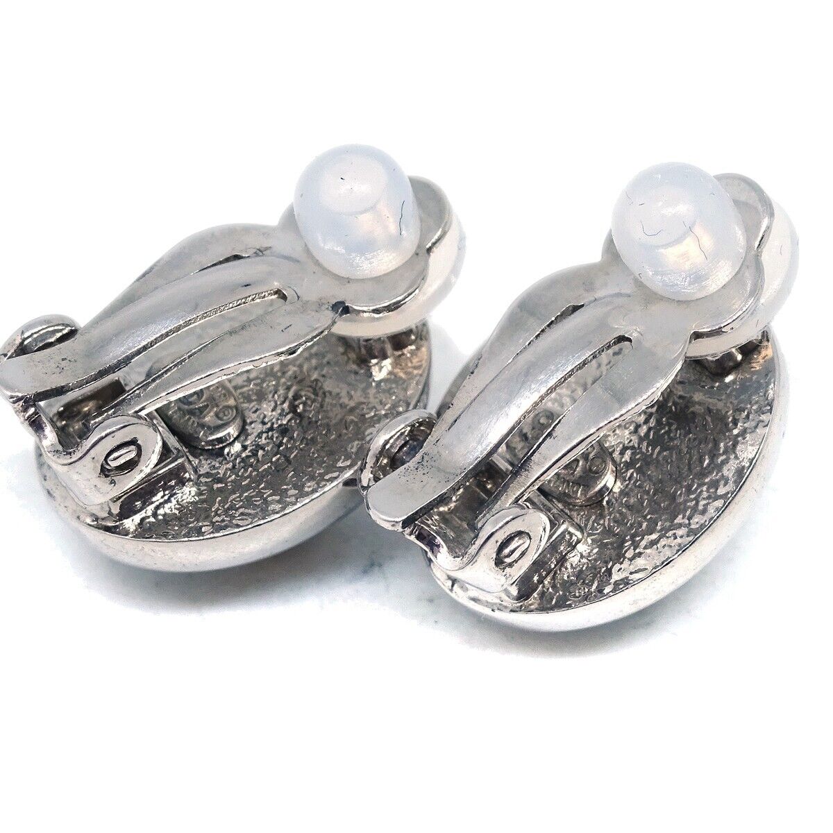 Chanel Oval Earrings Clip-On Artificial