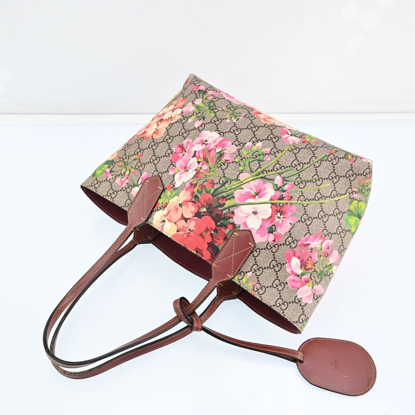 Gucci Gg Supreme Canvas Blooms Tote