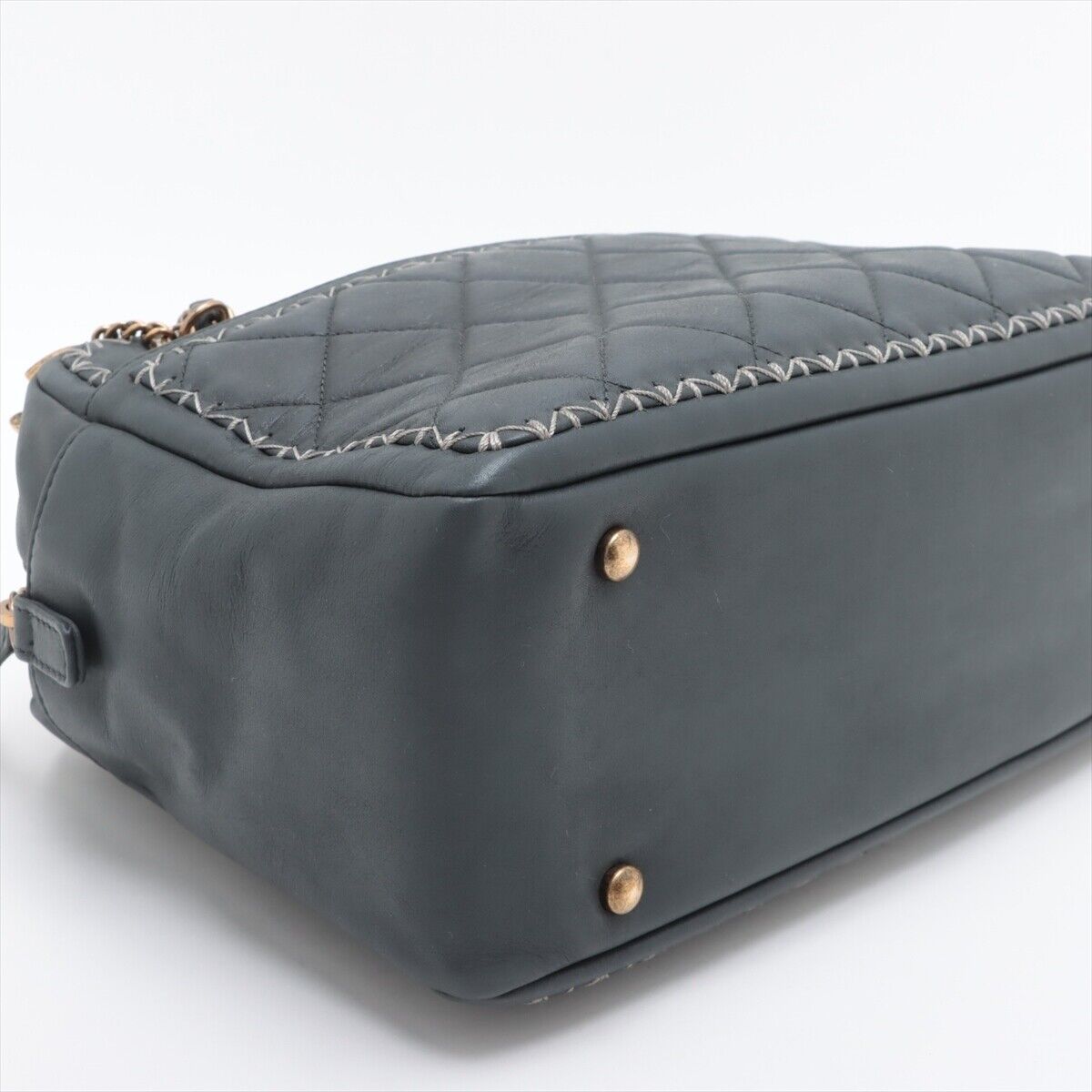 Chanel Matelasse Leather Chain Shoulder