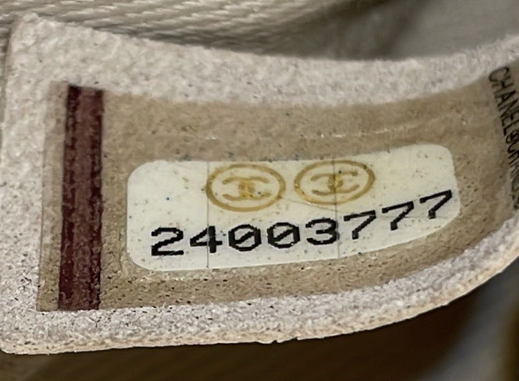 Chanel Neo Executive Tote Grained