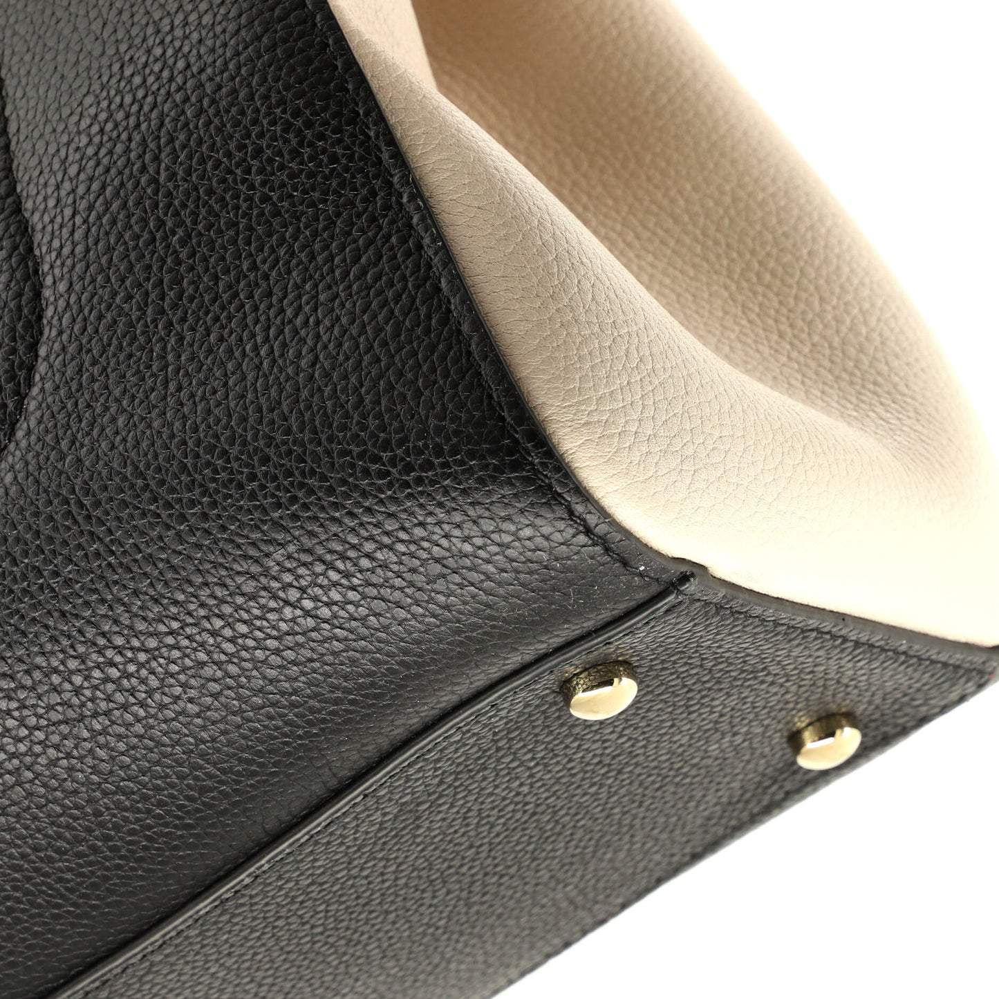 Chanel Neo Executive Tote Grained