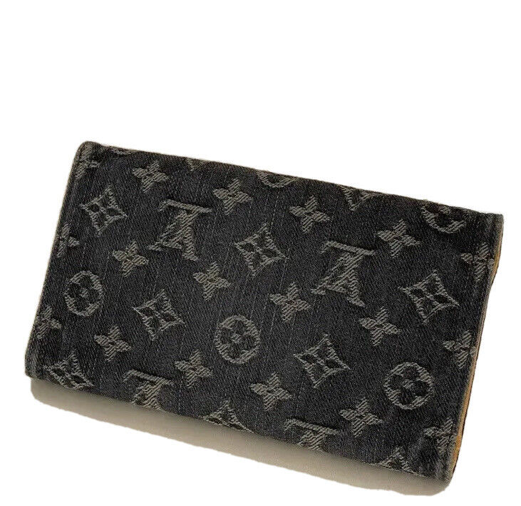 Louis Vuitton Portefeuille Amelia Black