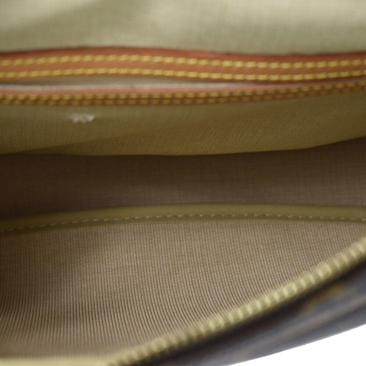 Louis Vuitton Reporter Pm Crossbody
