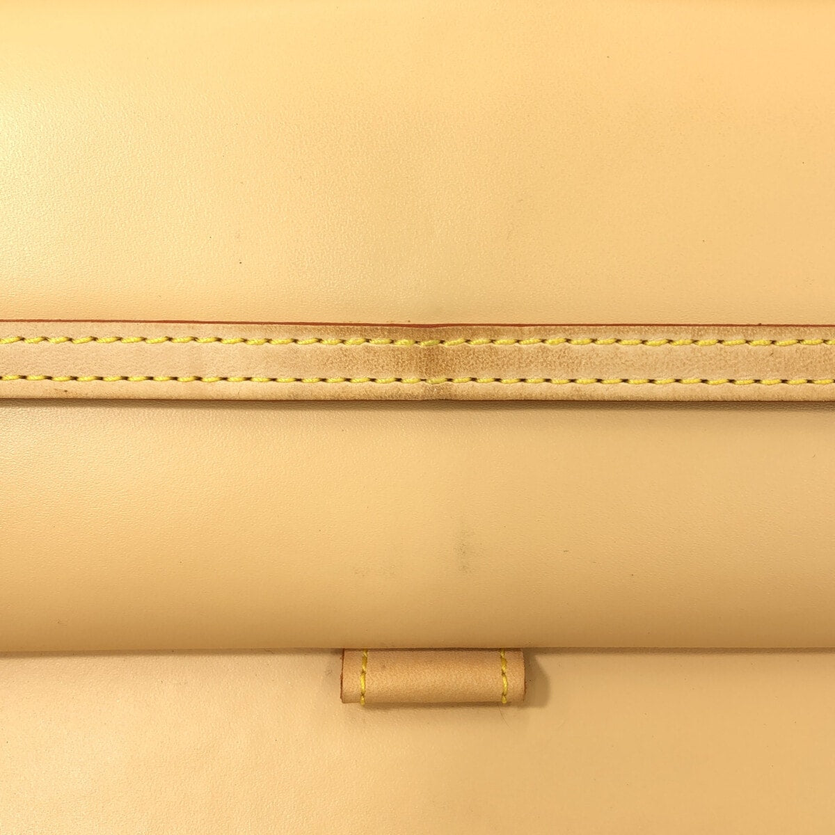 Louis Vuitton Porte Tresor International