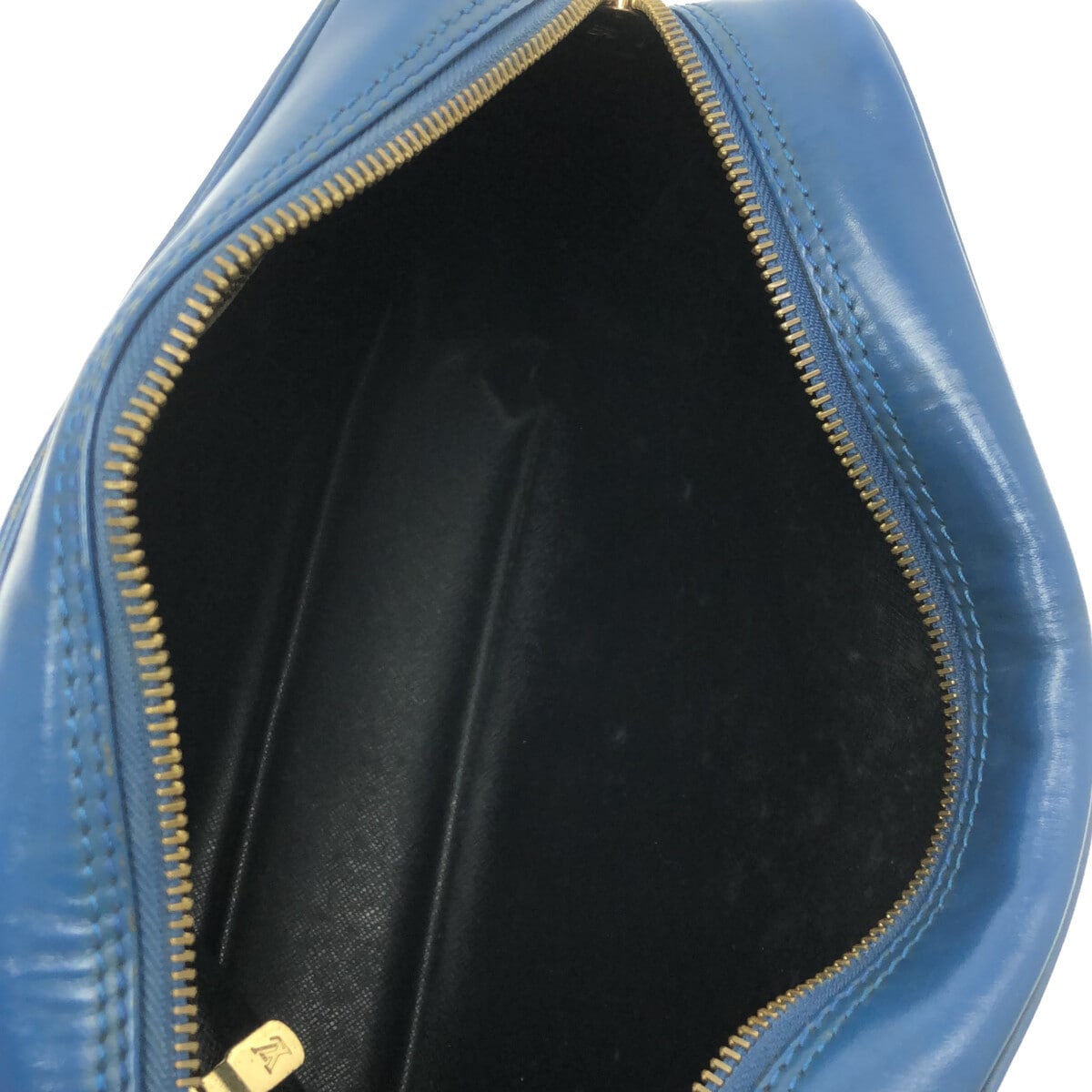 Louis Vuitton Trocadero 27 Epi Shoulder