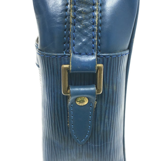 Louis Vuitton Trocadero 27 Epi Shoulder