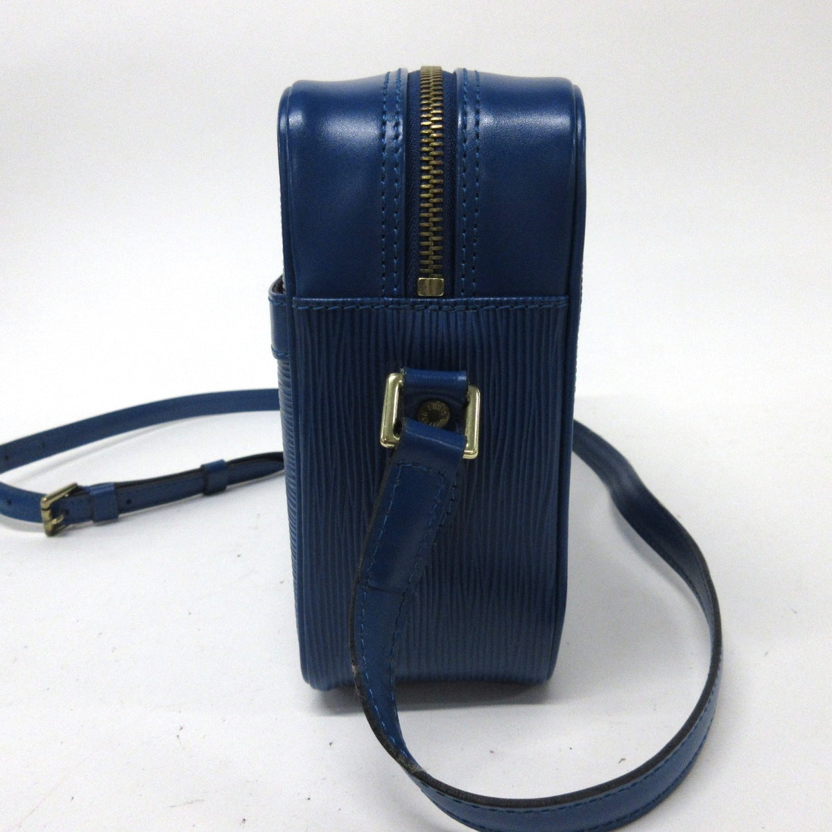 Louis Vuitton Trocadero 27 Epi Shoulder
