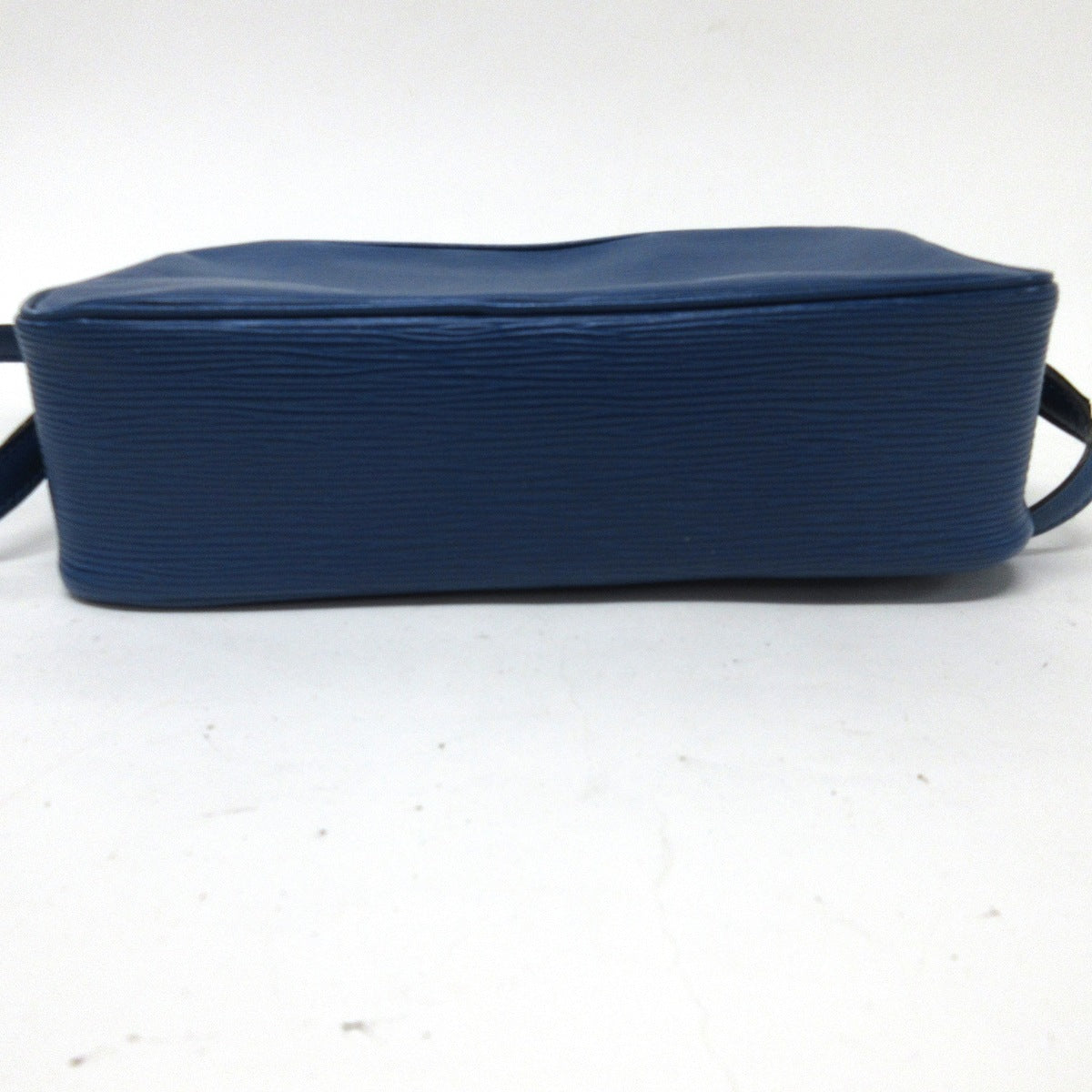 Louis Vuitton Trocadero 27 Epi Shoulder