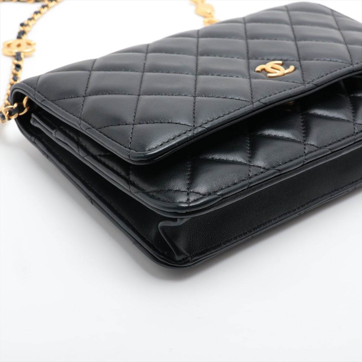 Chanel Lambskin  Chain Wallet Heart Black G