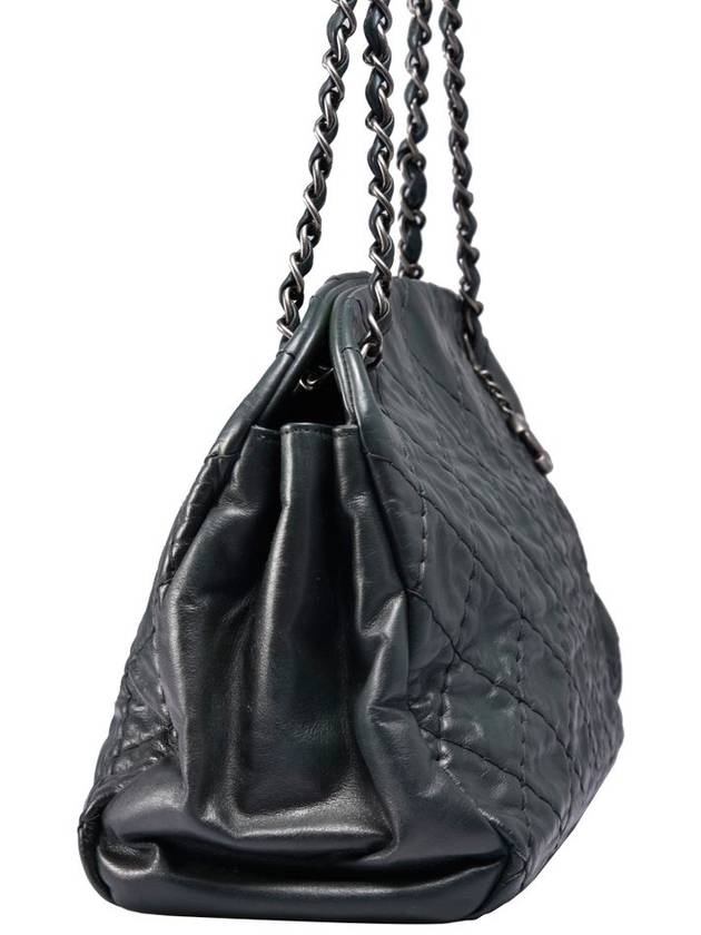 Women s Mademoiselle shoulder bag A50558 Chanel