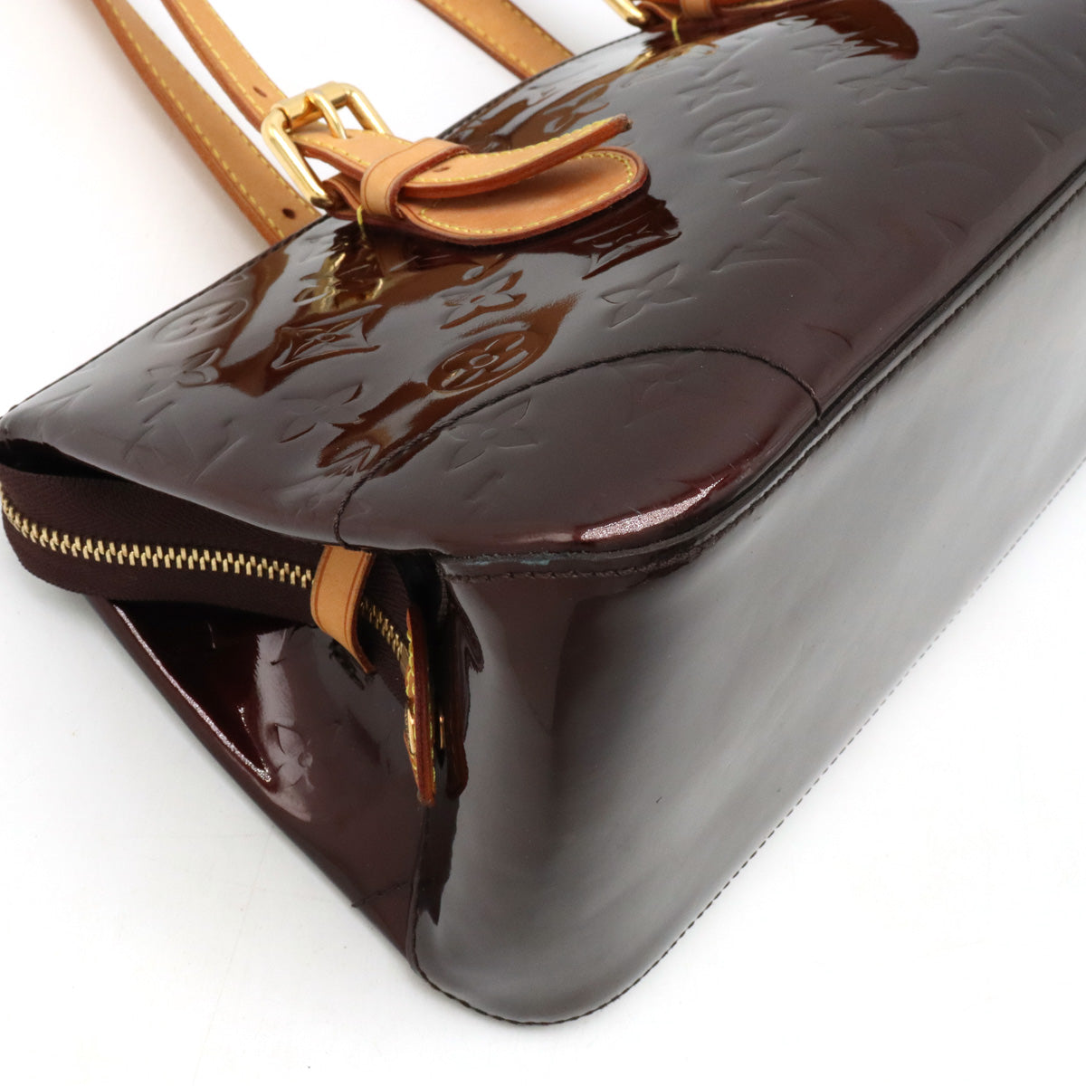 Louis Vuitton Monograms Verne Rosewood Avenue Shoulder Bag Louis Vuitton M93510