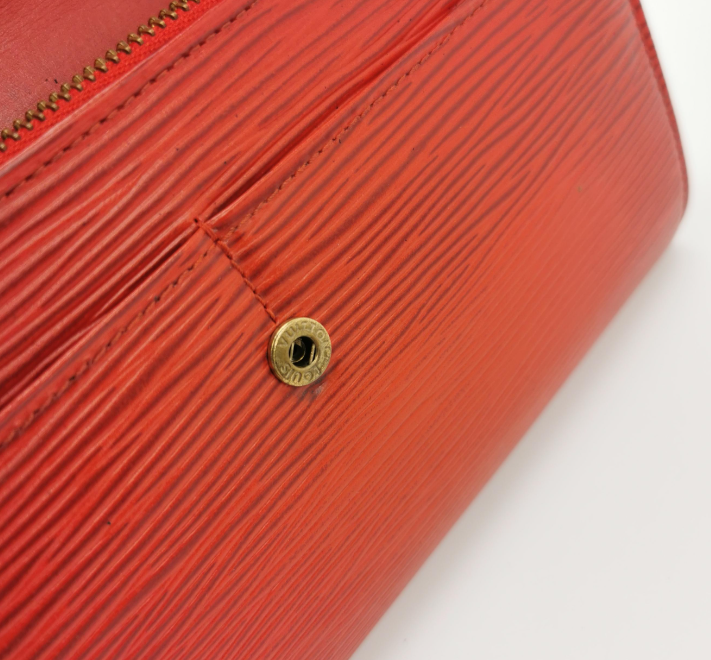 Preloved Louis Vuitton (LV)  Wallet 1995year red 24062178756620