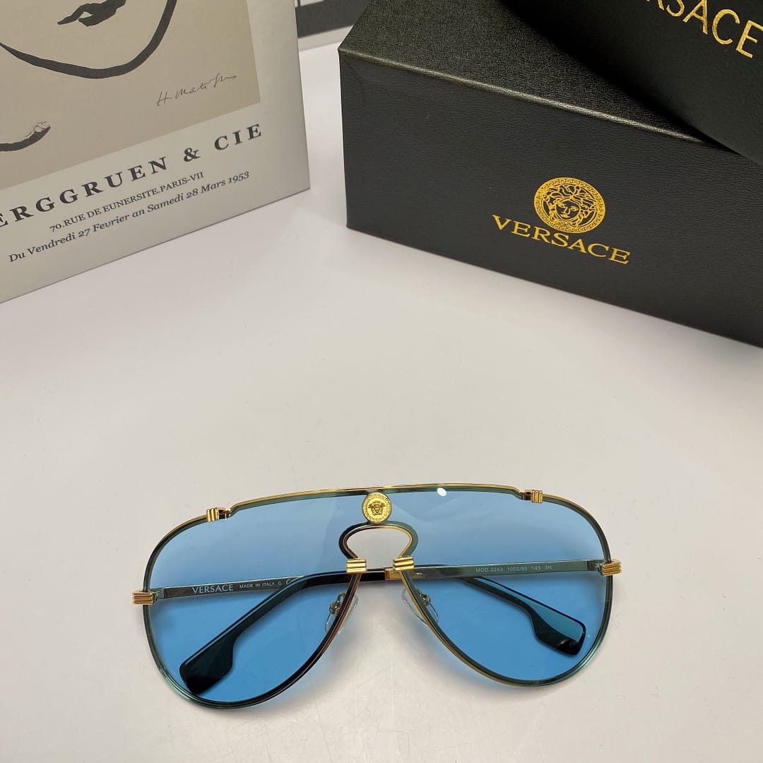 Versace Sunglasses Ve2243