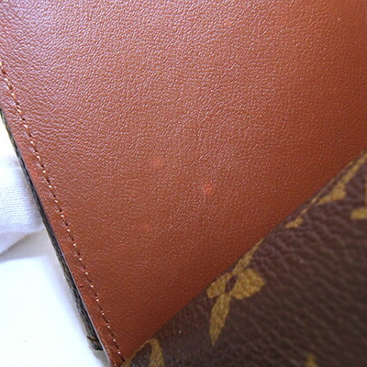 Louis Vuitton Wallet (Tri-Fold)