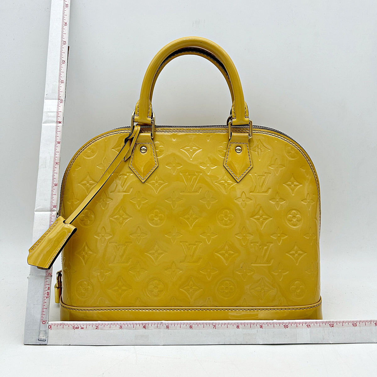 Louis Vuitton Yellow Vernis Monogram Alma PM Louis Vuitton lv8848ea